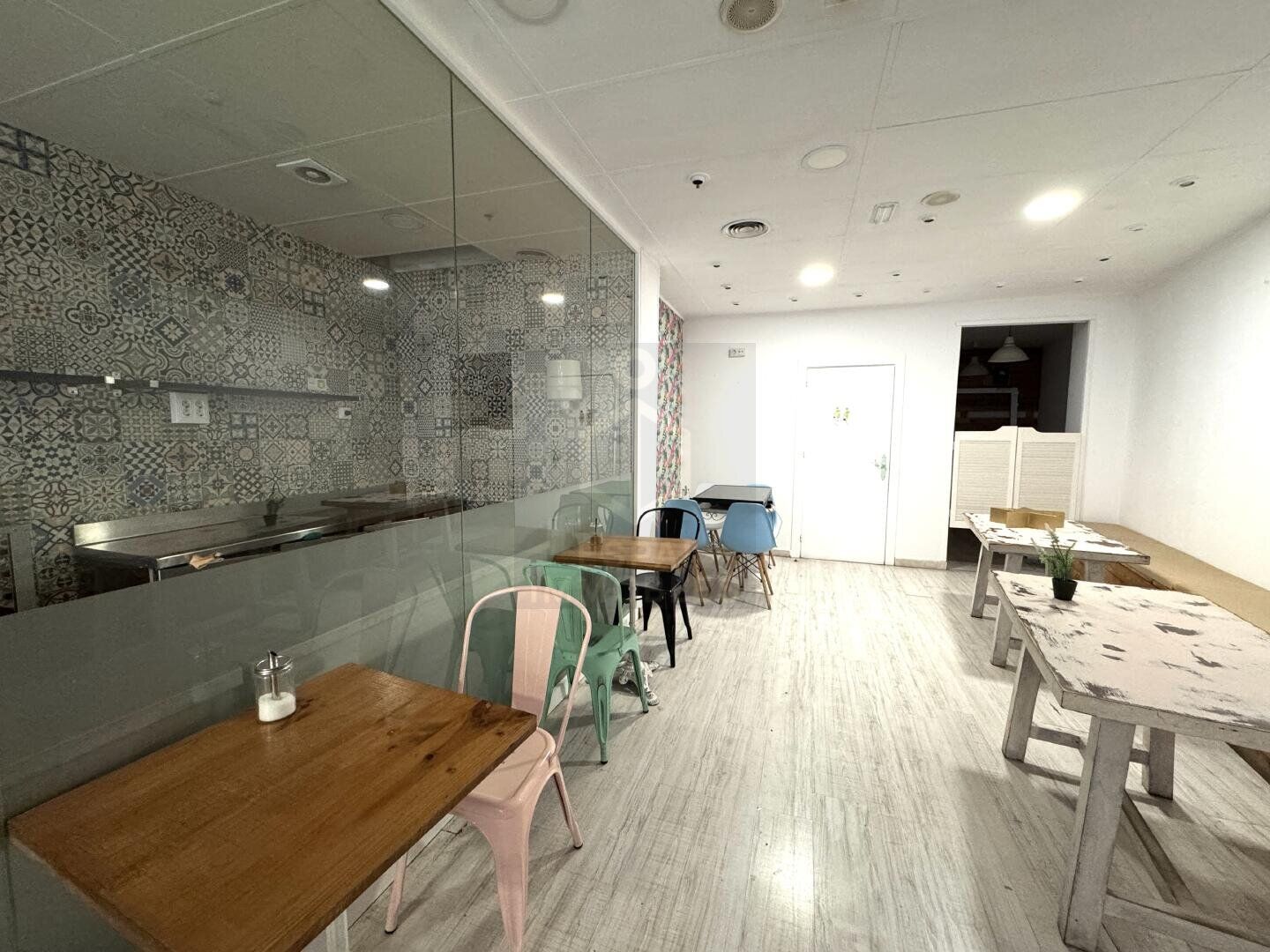 Geschaftsraum zur Miete in Barri Antic