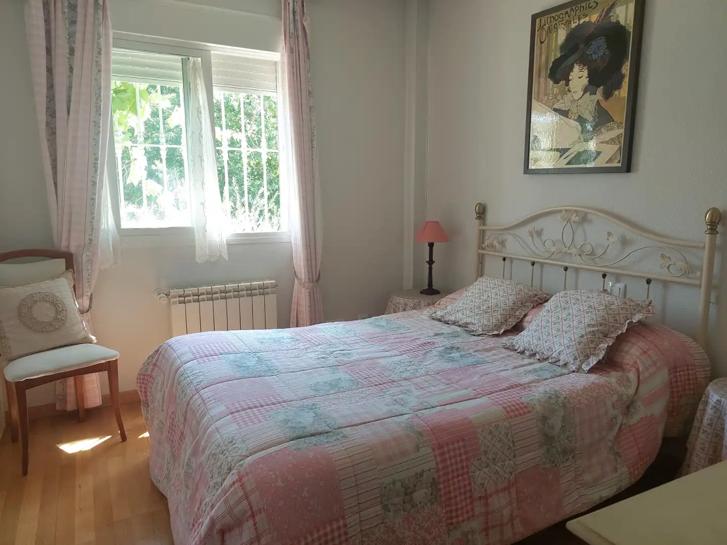 Habitación de Casa adosada en venta en Rivas-Vaciamadrid con Aire acondicionado, Calefacción y Jardín privado