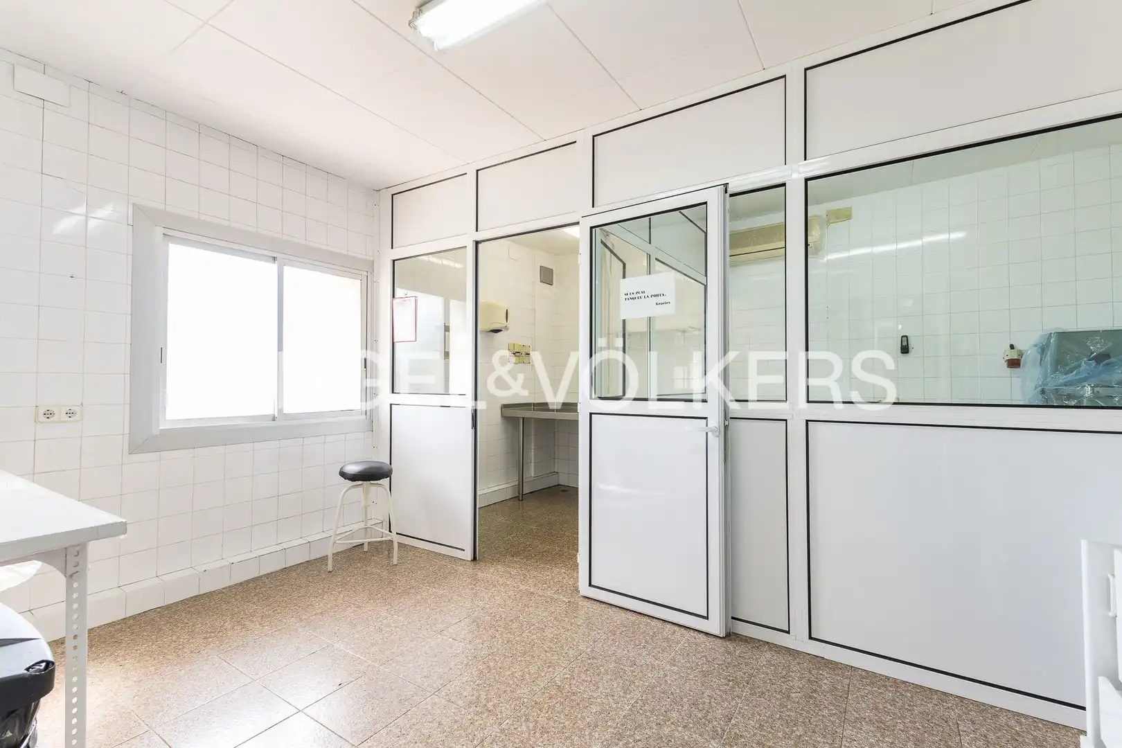 Country house zum Verkauf in Barcelona mit Heizung, Parkett und Terrasse