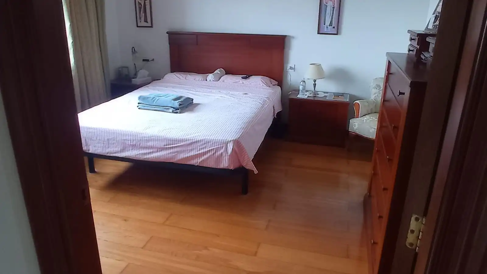 Habitación de Casa o chalet en venta en Vigo  con Calefacción, Jardín privado y Parquet