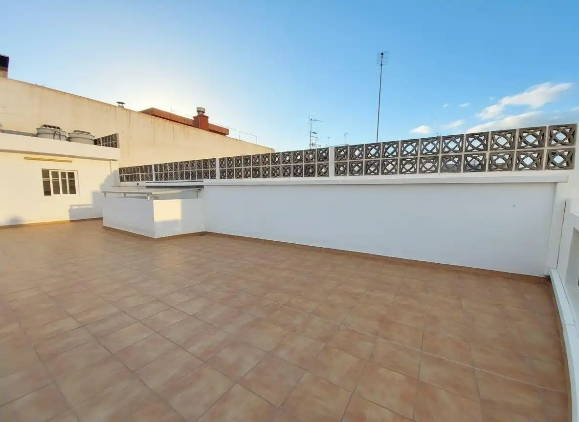Terrassa de Pis en venda en Las Palmas de Gran Canaria amb Terrassa, Traster i Balcó