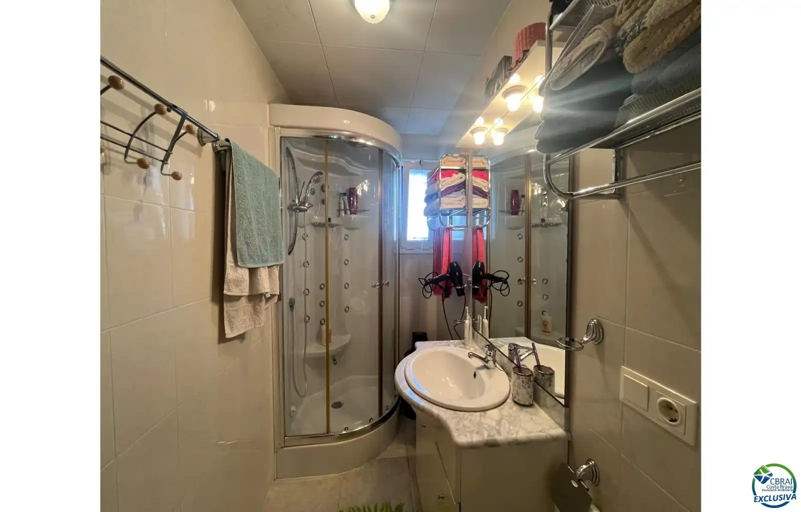 Bany de Casa o xalet en venda en Roses amb Terrassa i Moblat