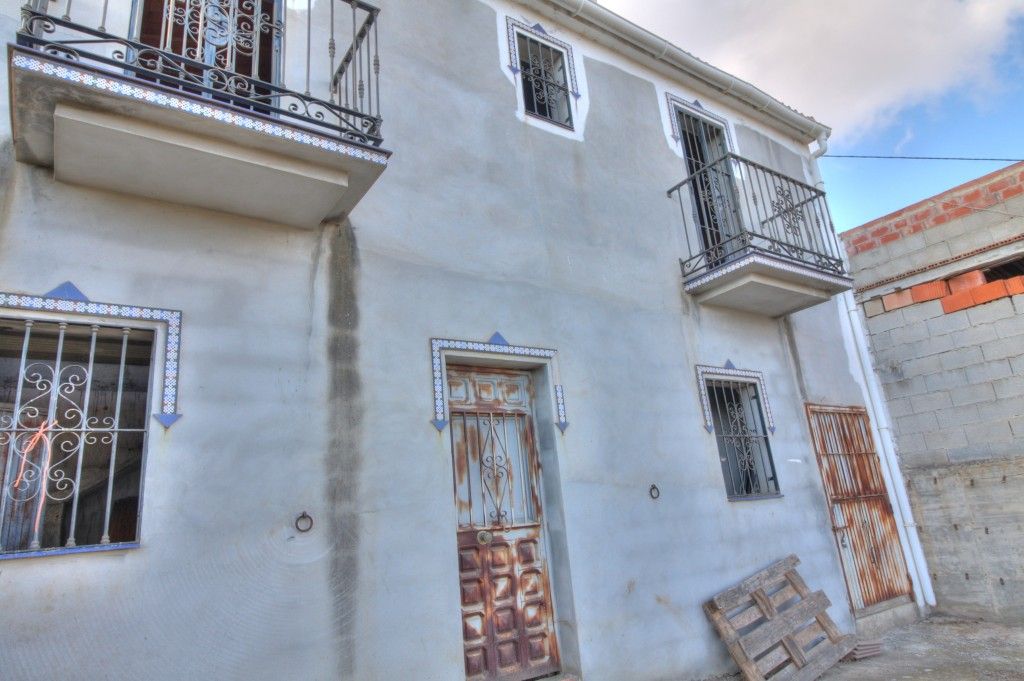 Exterior view of Country house for sale in Cútar  with Private garden