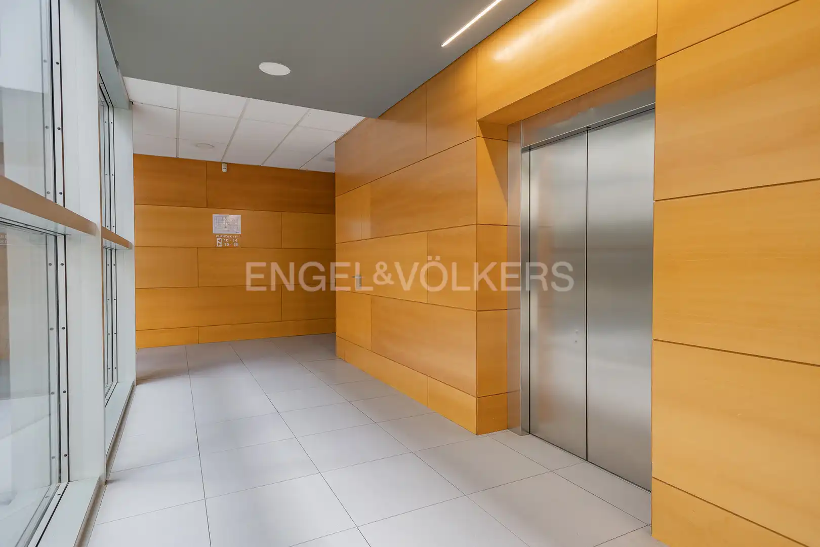 Oficina de alquiler en Sant Cugat del Vallès