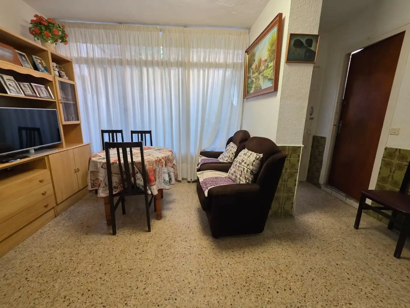 Wohnzimmer von Erdgeschoss zum Verkauf in Vilanova del Camí mit Heizung, Terrasse und Abstellraum