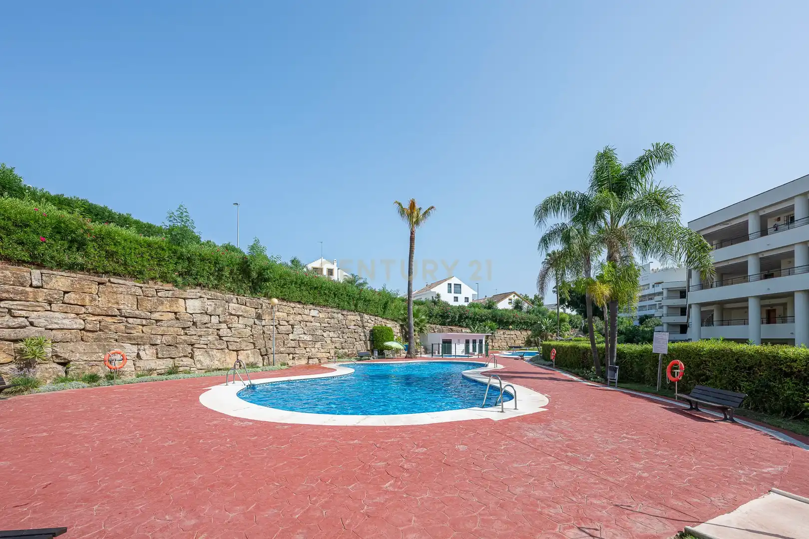 Vista exterior de Apartament en venda en Marbella amb Aire condicionat, Traster i Balcó