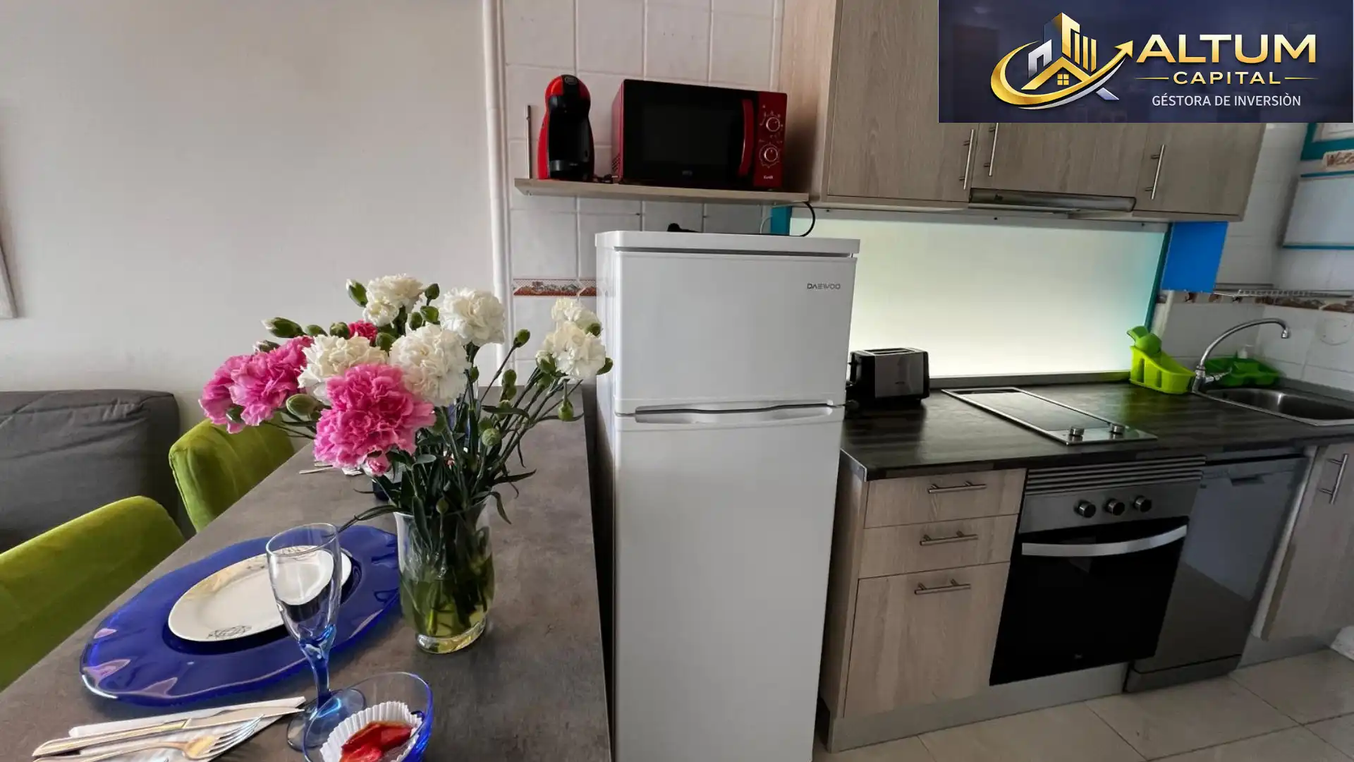 Piso con terraza en venta en Calle Noelia Afonso Cabrera, imagen 9