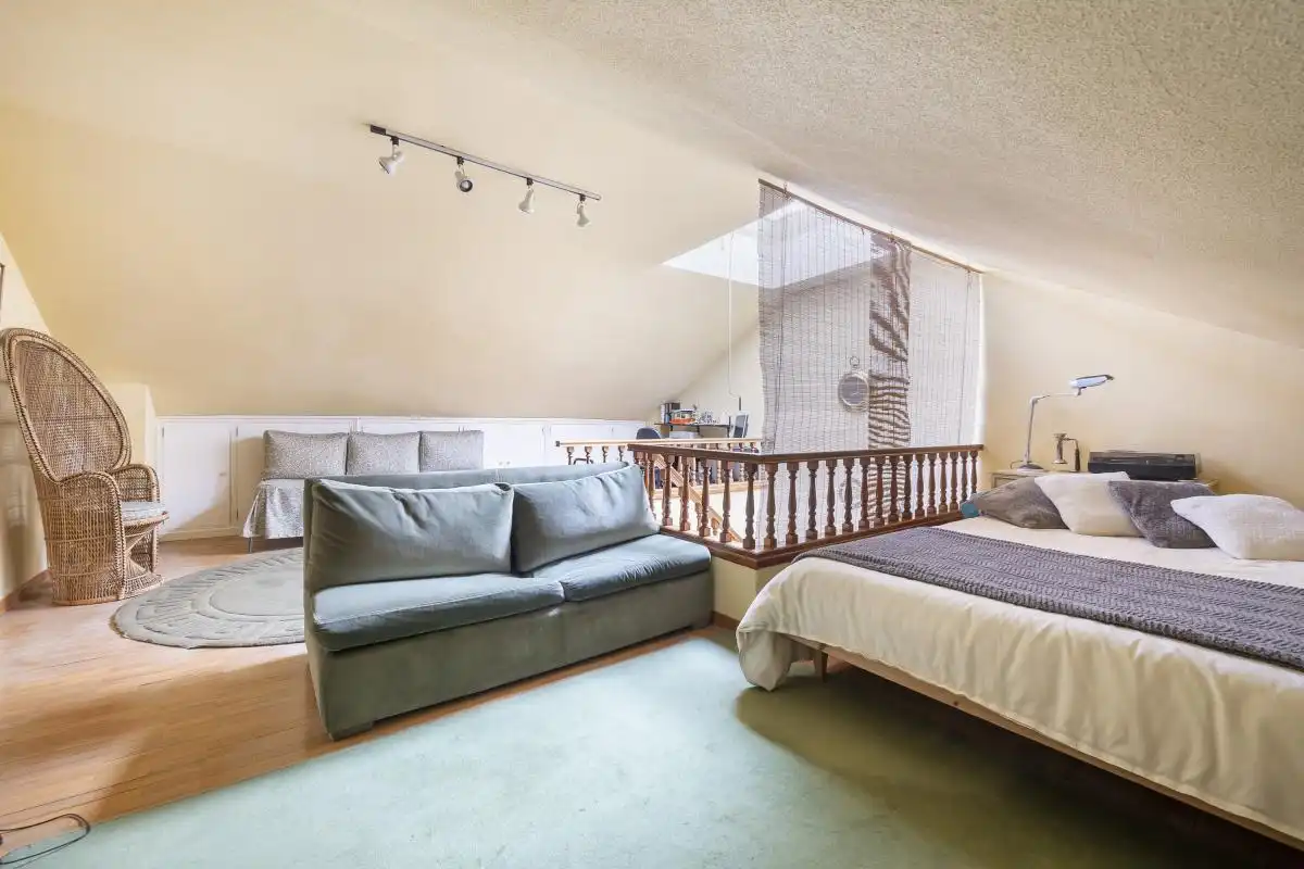 Habitación de Casa adosada en venta en Madrid con Aire acondicionado, Calefacción y Jardín privado