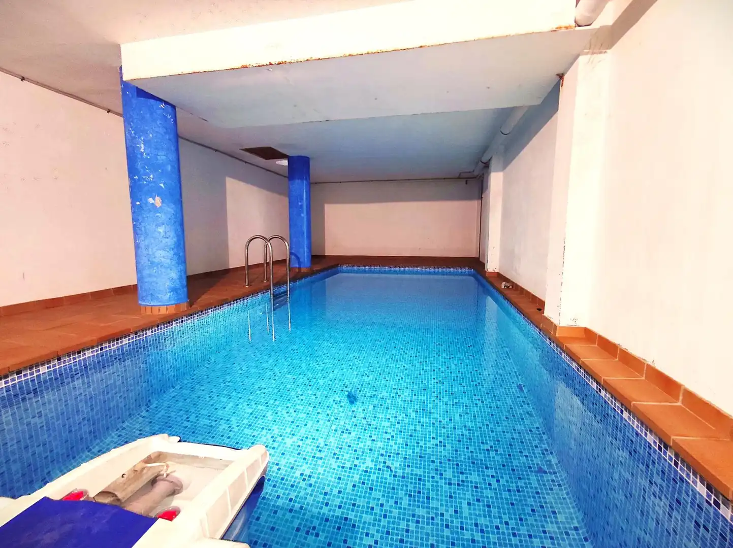 Piscina de Casa o chalet en venta en Barcelona con Aire acondicionado, Parquet y Terraza