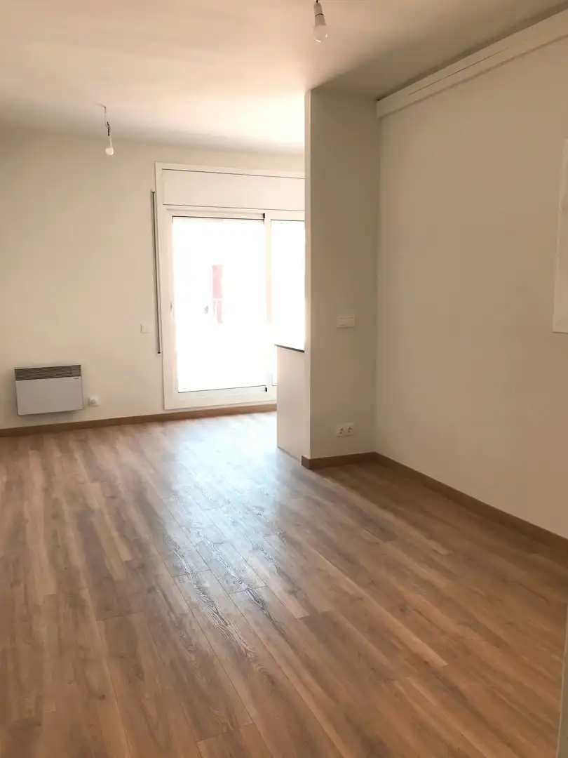 Attic for rent in Carrer de Mossèn Jacint Verdaguer, El Centre