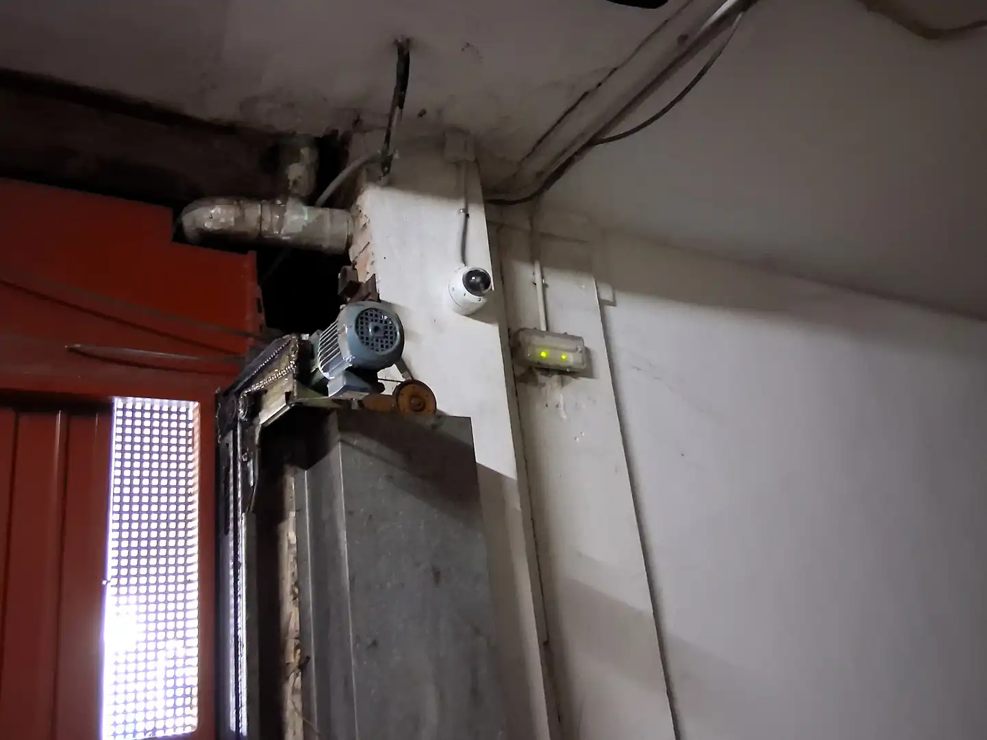 Garage for rent in Zaragoza