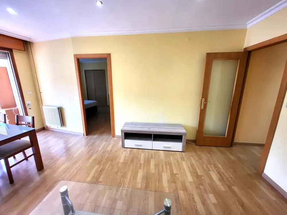 Sala de estar de Piso de alquiler en Vigo  con Calefacción, Trastero y Amueblado