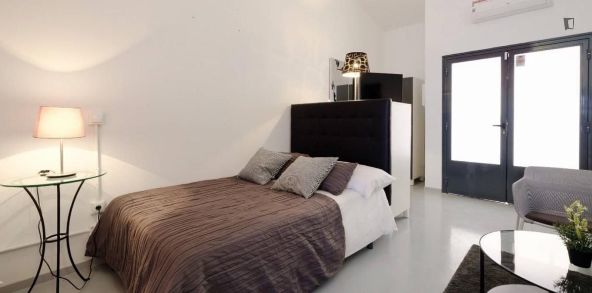 Study to rent in Pueblo Nuevo