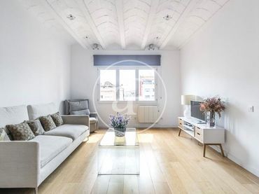 Appartamento con ascensore in affitto a Eixample