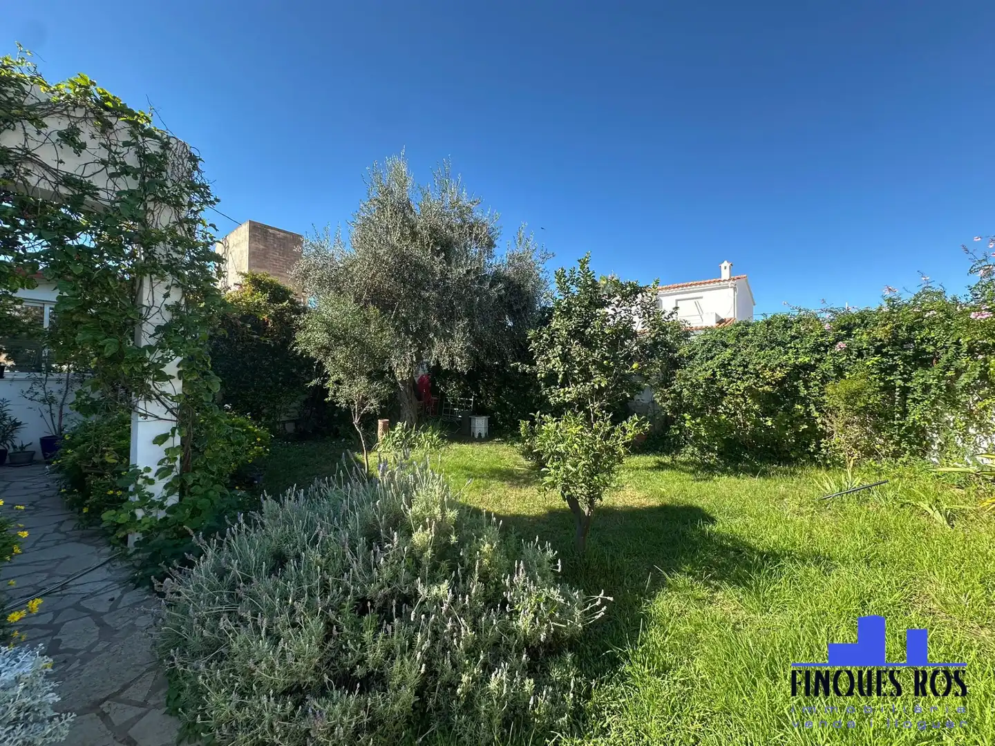 Jardí de Casa o xalet en venda en Vinaròs amb Calefacció, Jardí privat i Terrassa