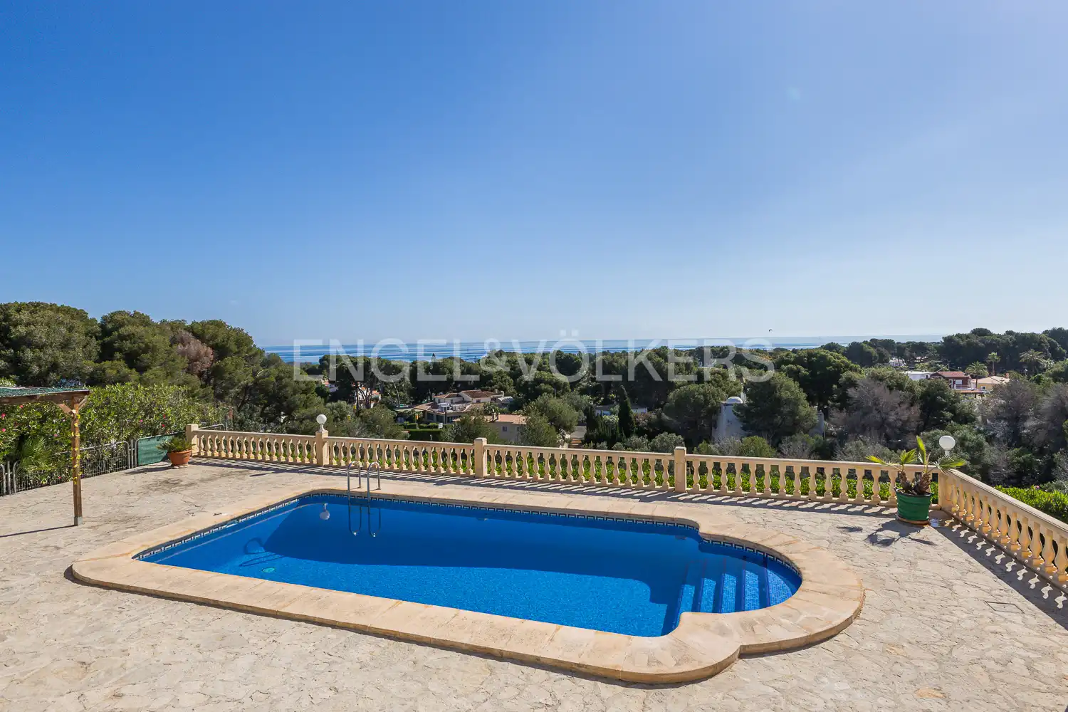 Swimming pool of Houses for sale in Dénia  with Air Conditioner, Heating and Private garden