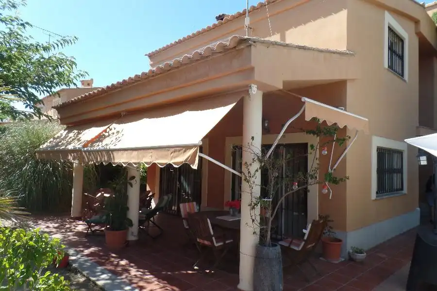 Villa avec terrasse à louer à Riba-roja de Túria, imagen 8