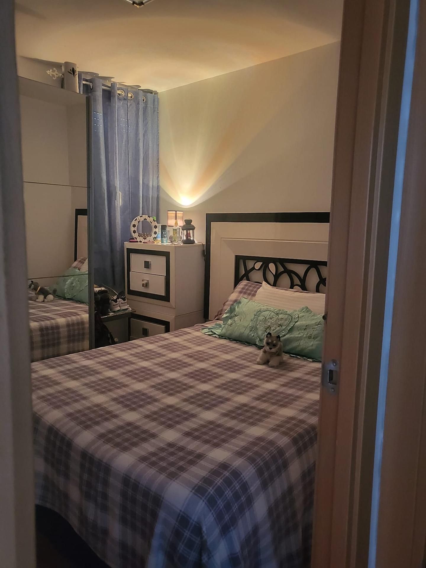 Bedroom of Flat for sale in  Madrid Capital