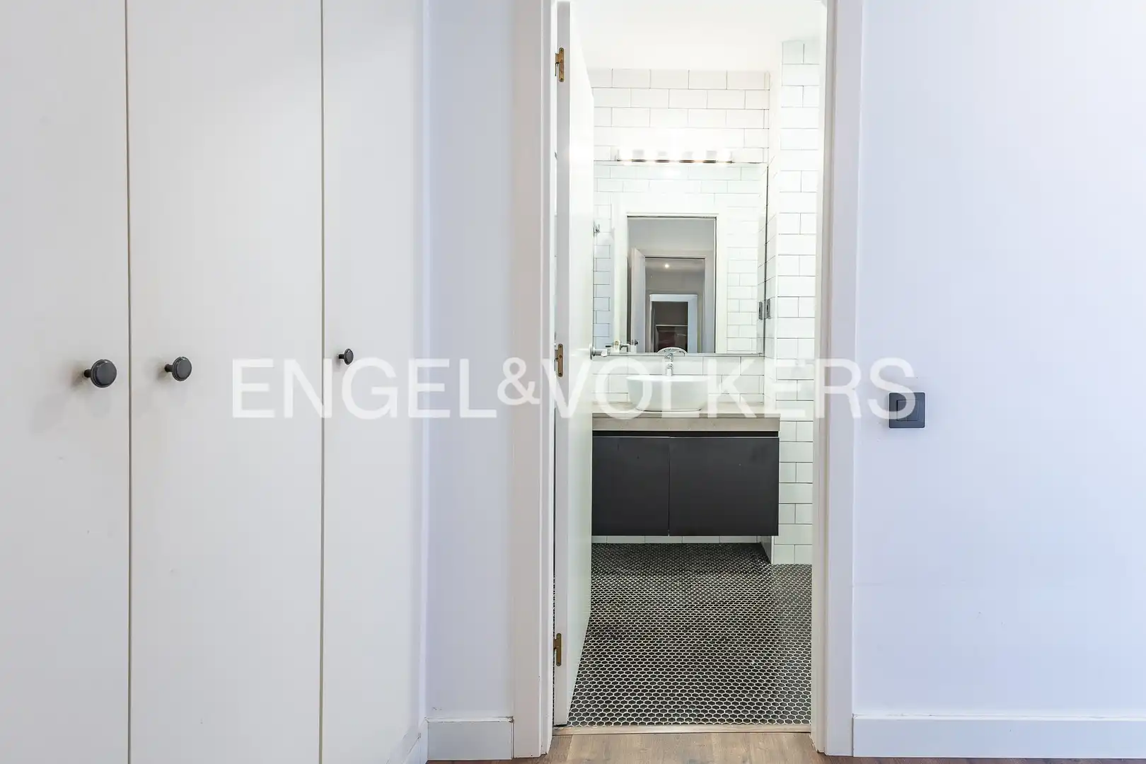 Baño de Dúplex en venta en Montgat con Aire acondicionado, Calefacción y Jardín privado