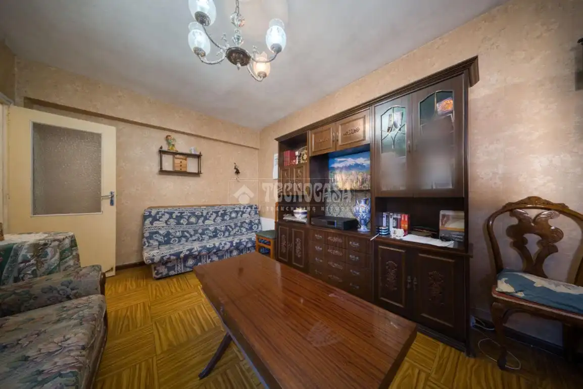 Habitación de Piso en venta en Valladolid con Calefacción