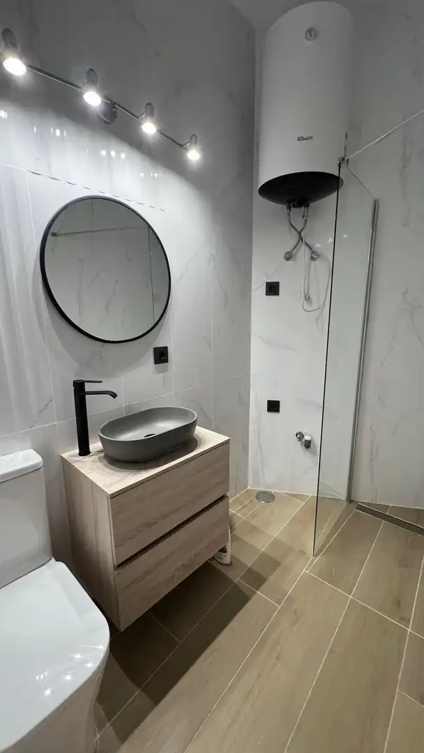 Bany de Estudi en venda en Torrevieja amb Aire condicionat i Moblat