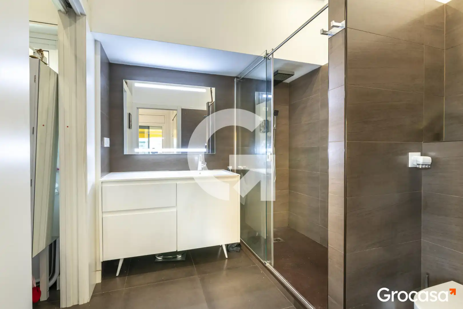 Baño de Casa adosada en venta en Sant Joan Despí con Aire acondicionado, Calefacción y Terraza