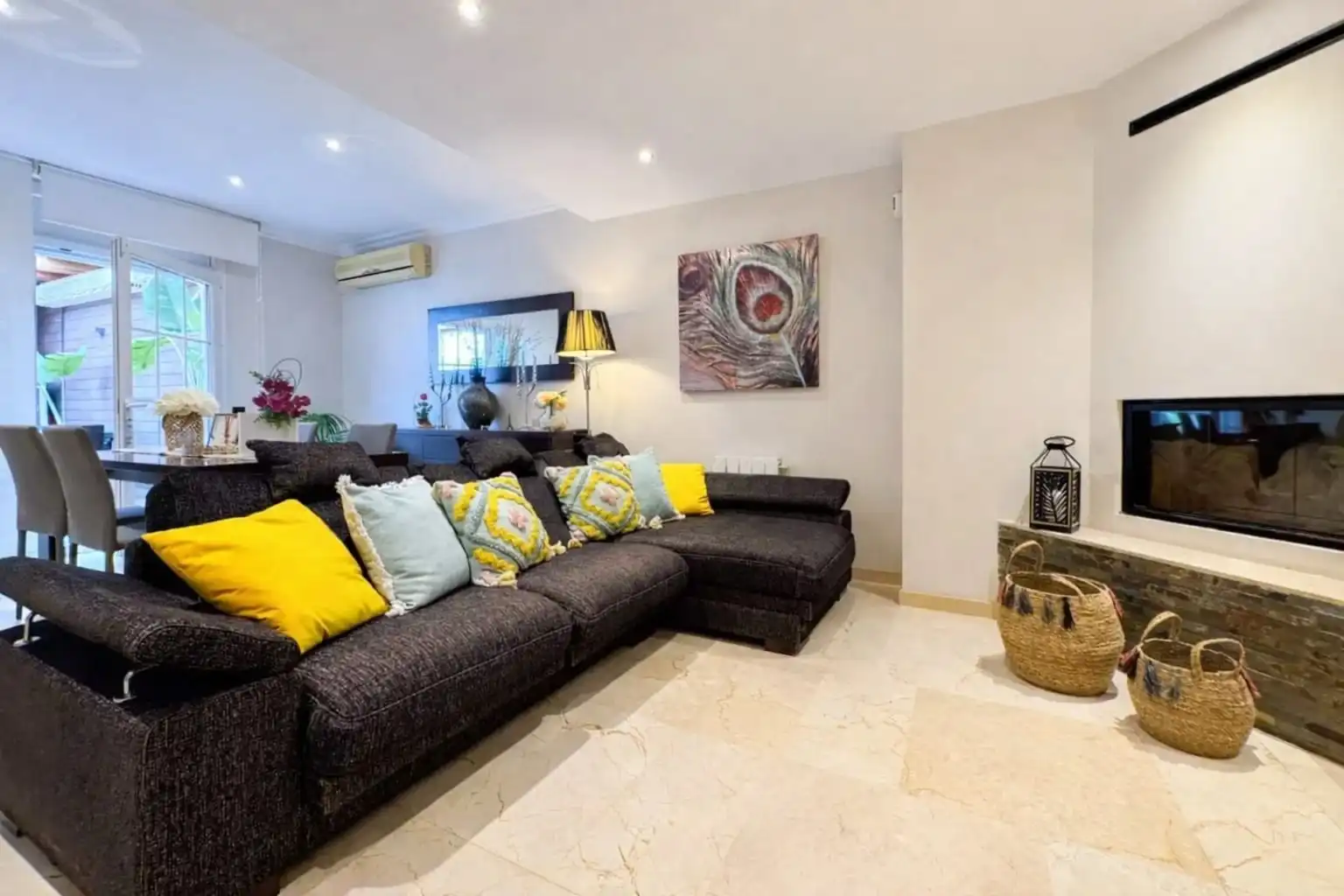 Living room of Houses for sale in Valls  with Air Conditioner, Heating and Terrace