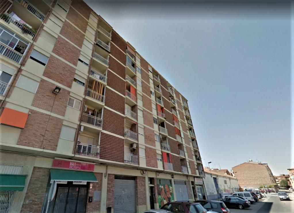 Vista exterior de Local en venda en  Lleida Capital