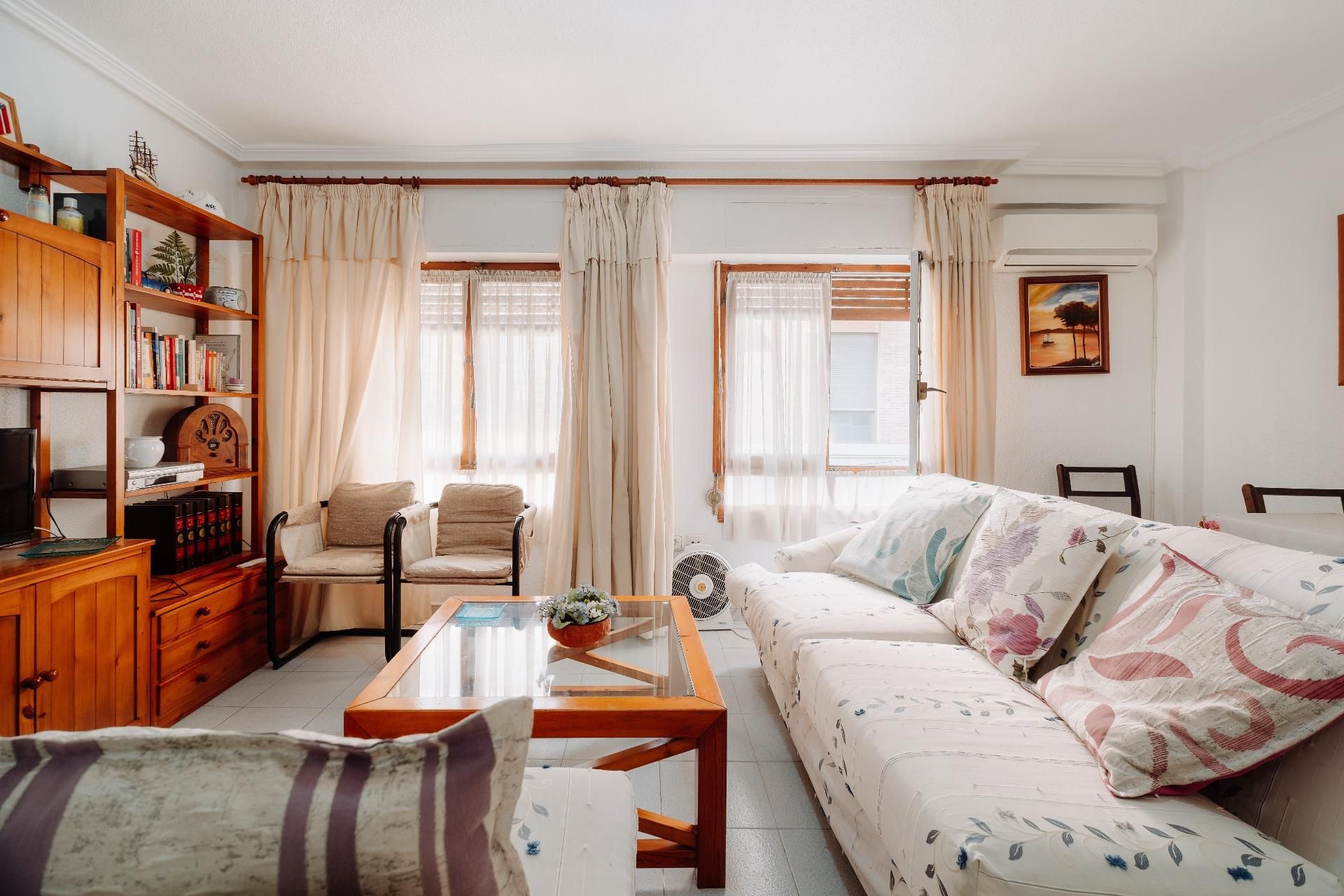 Sala de estar de Piso en venta en Alicante / Alacant con Aire acondicionado y Calefacción