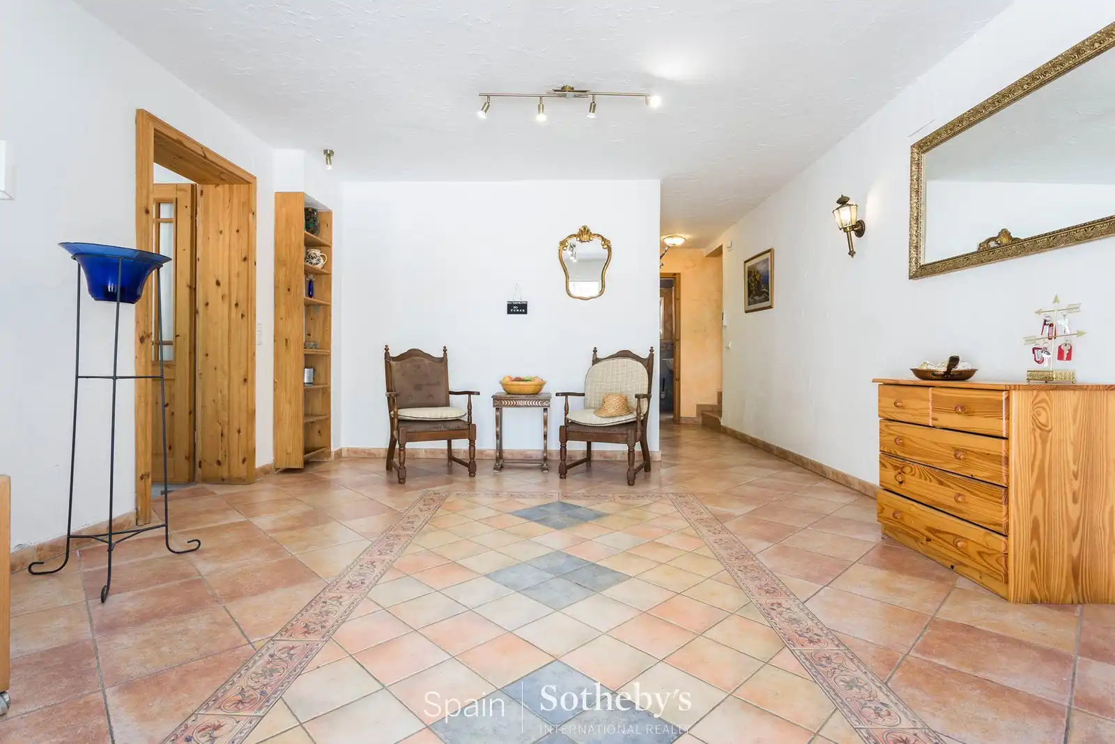 Casa amb piscina en venda a Carrer Falconera, imagen 3