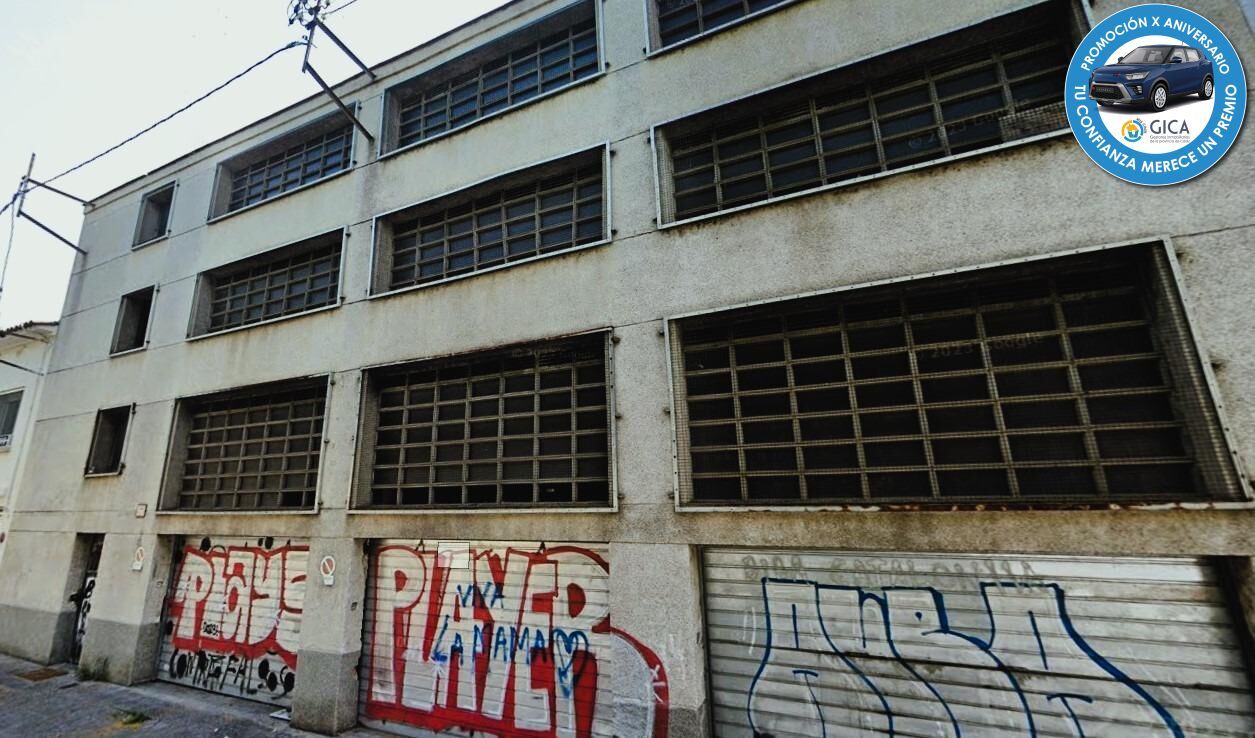 Exterior view of Building for sale in Girona Capital