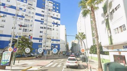 Foto 4 de Pis en venda a Lacave, Astilleros - La Paz  - Loreto - El Corte Inglés,  Cádiz Capital