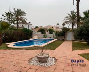 Garden of House or chalet for sale in Orihuela  with Air Conditioner, Terrace and Furnished