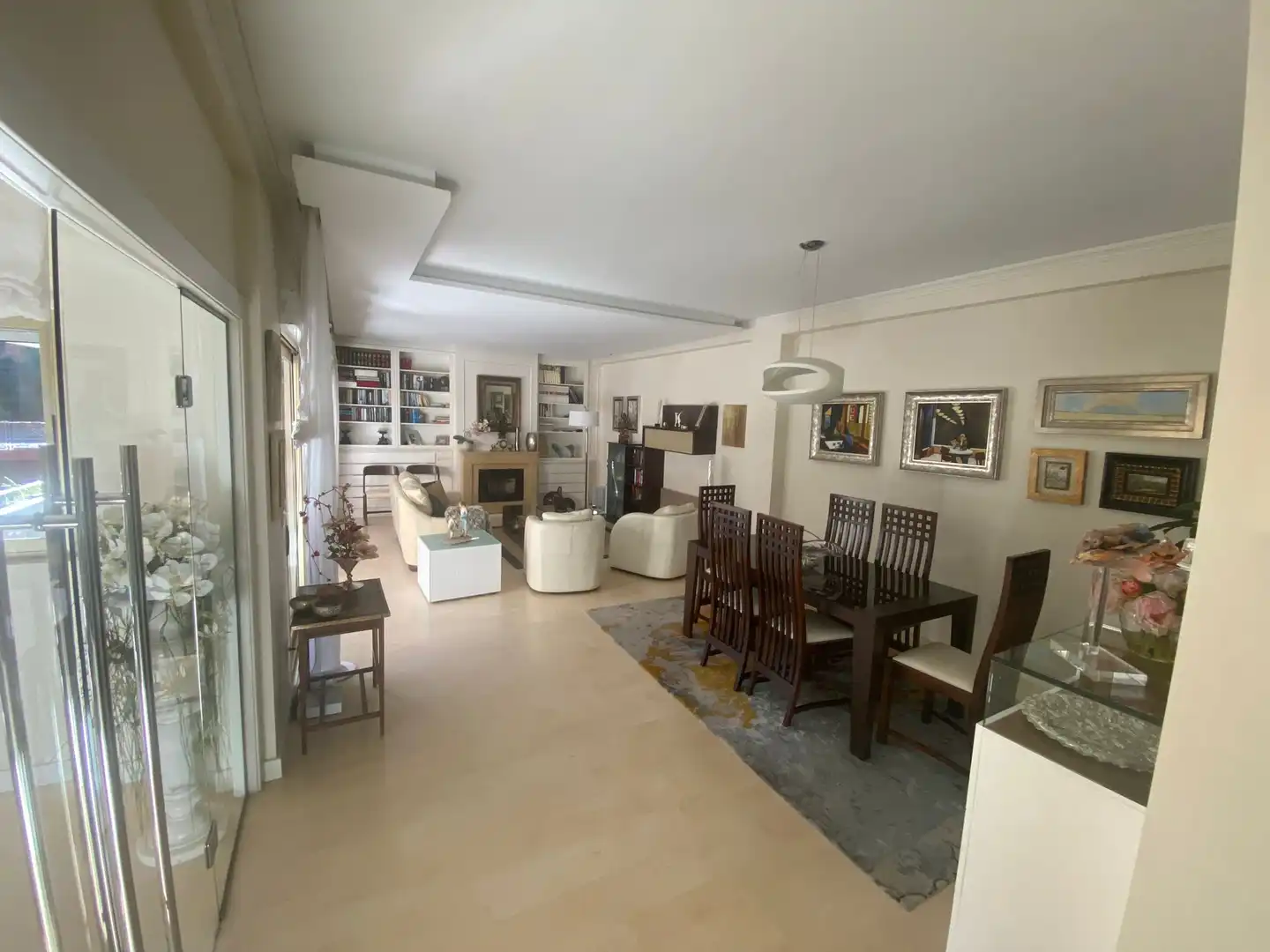Sala d'estar de Pis en venda en Madrid amb Aire condicionat, Calefacció i Jardí privat