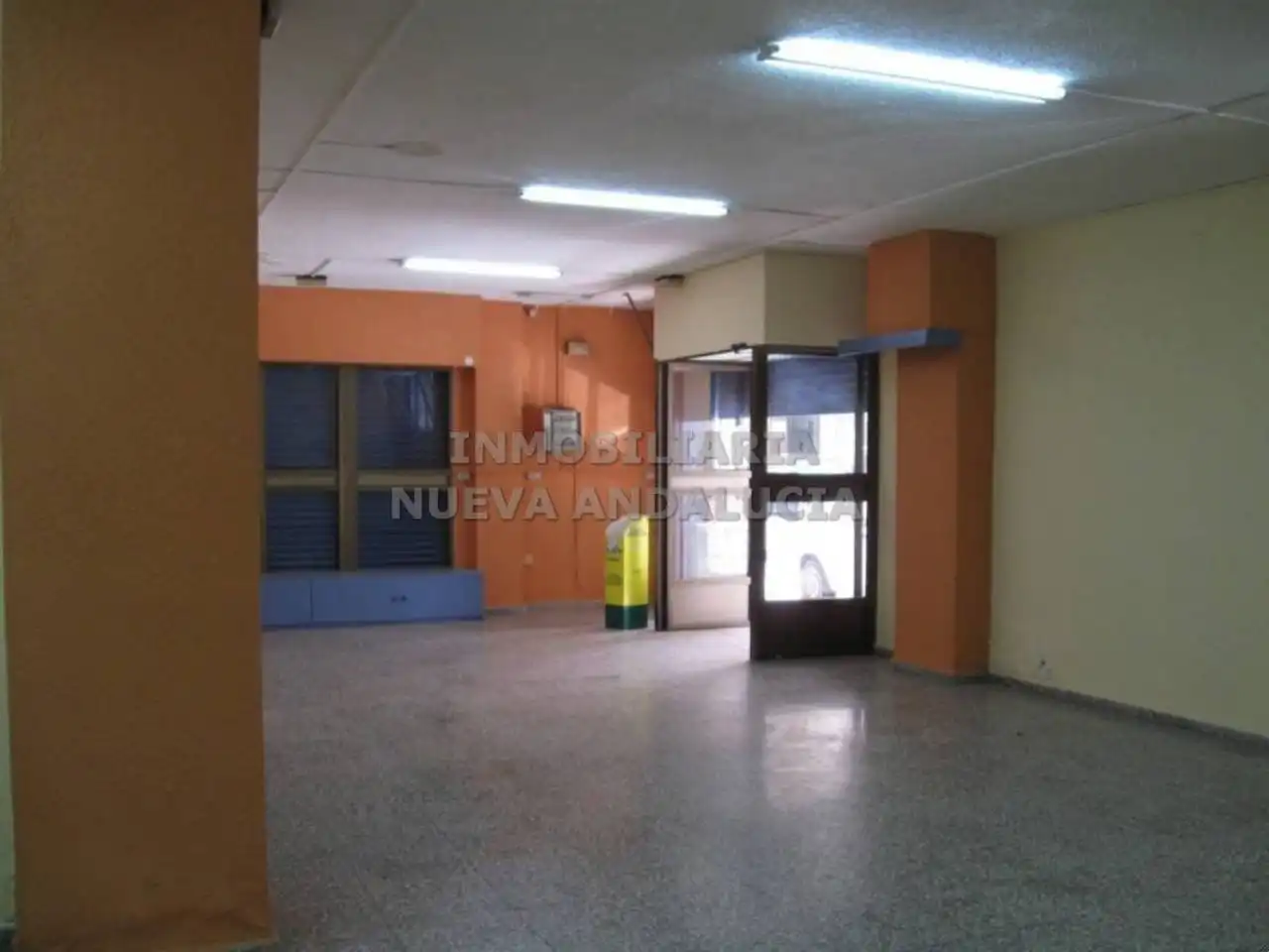 Local comercial de lloguer a Nueva Andalucía, imagen 5