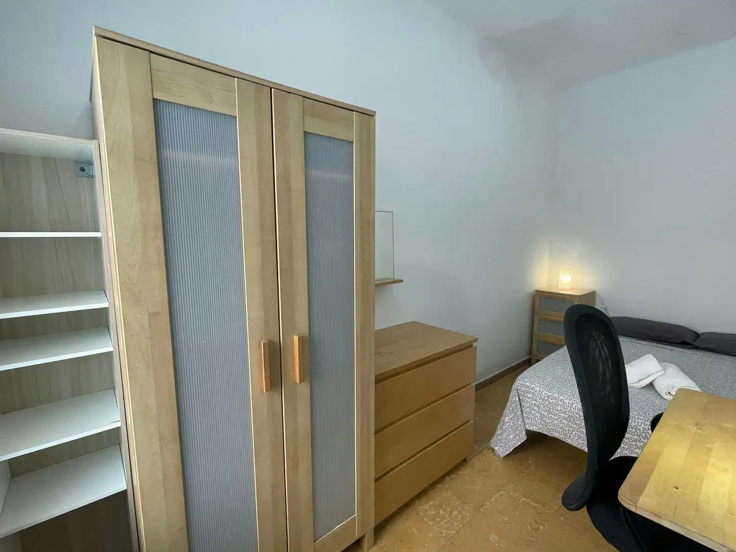 Bedroom of Flat for share in Barcelona  with Heating, Furnished and Washing machine