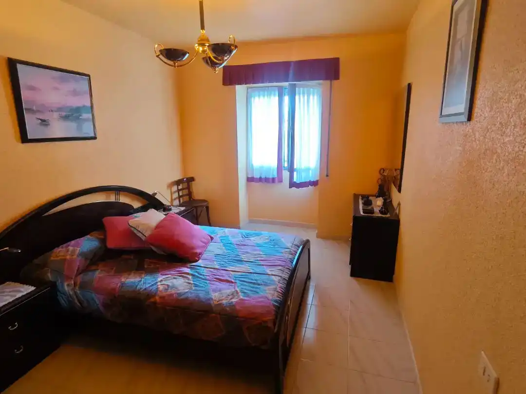 Dormitori de Casa adosada en venda en Valle de Losa