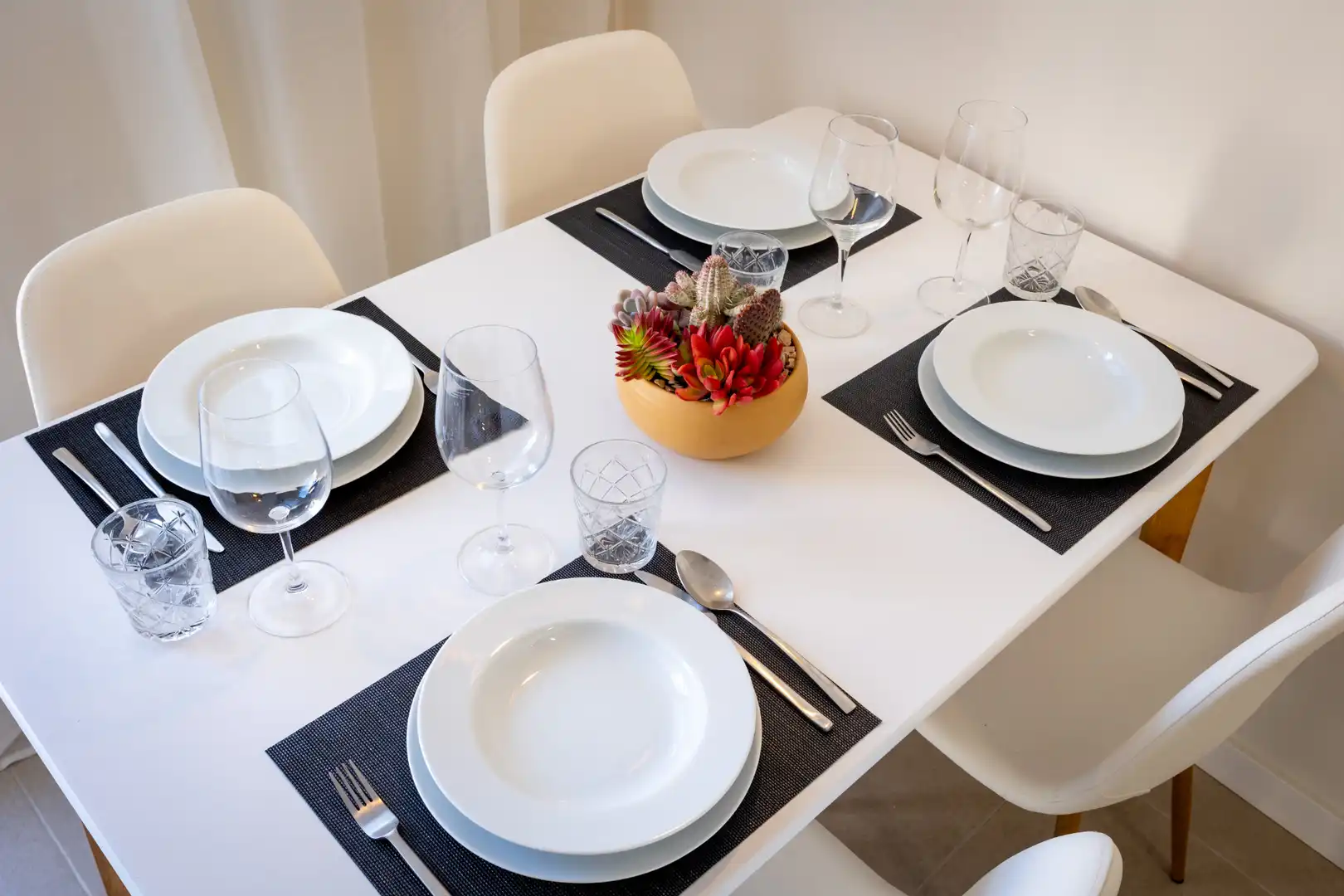 Comedor de Piso de alquiler en San Cristóbal de la Laguna con Calefacción, Amueblado y Horno