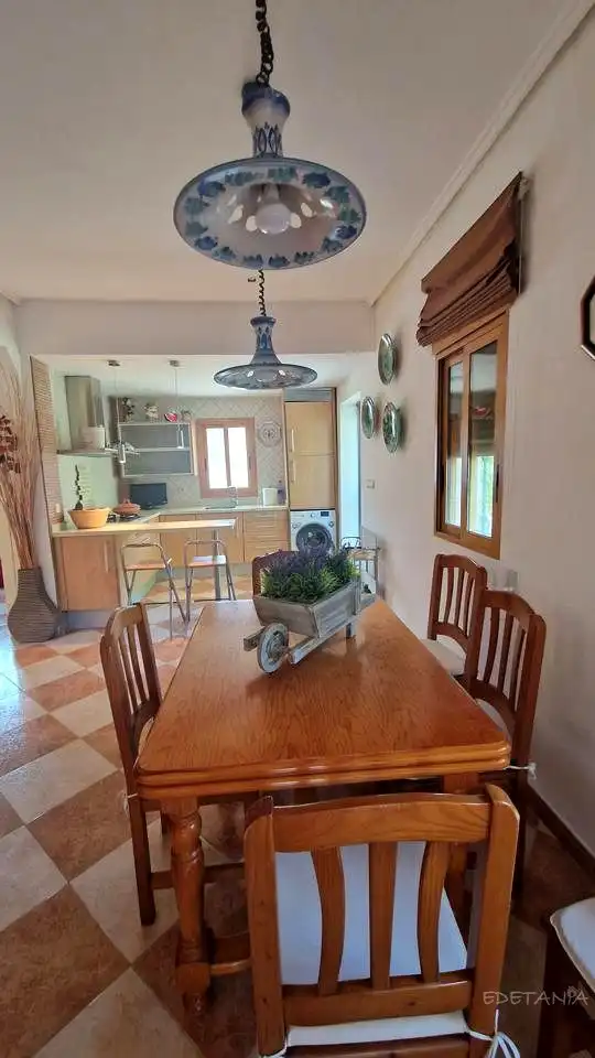 Casa o chalet de alquiler en 104, Moncada