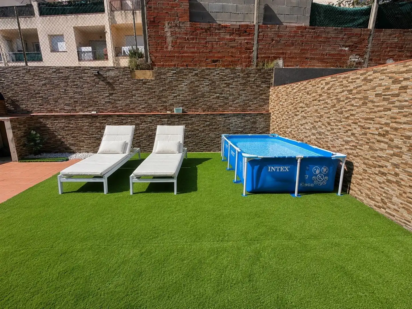 Piscina de Planta baja en venta en Llagostera con Calefacción, Terraza y Trastero