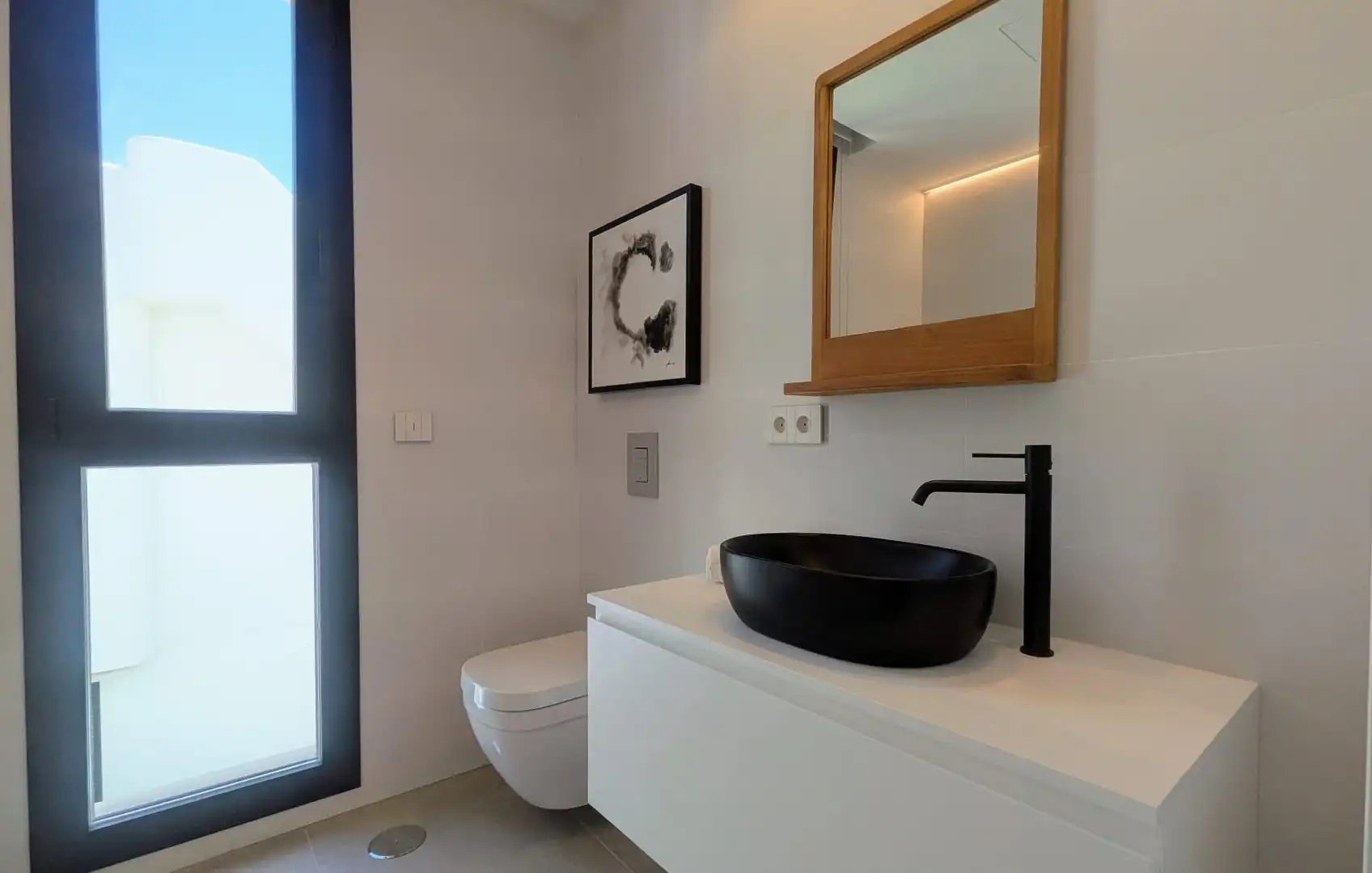 Bathroom of Houses for sale in L'Alfàs del Pi  with Air Conditioner, Heating and Terrace