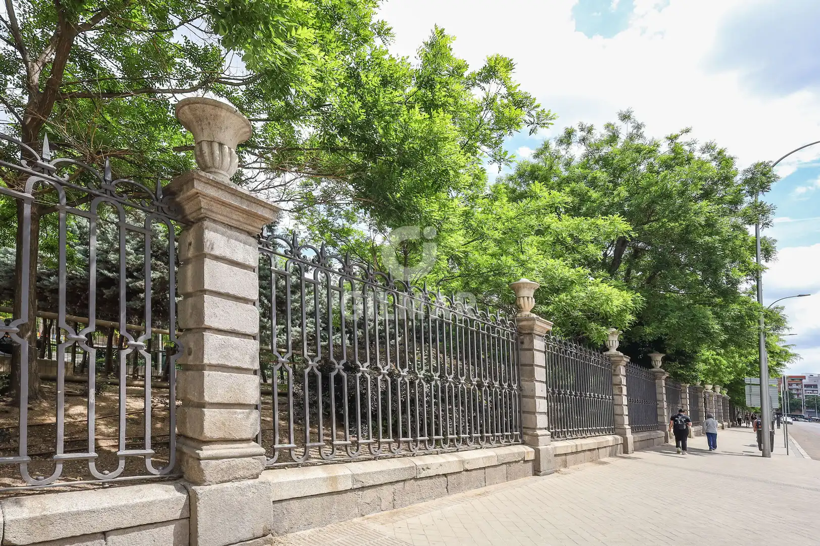 Exterior view of Flat for sale in Madrid  with Heating