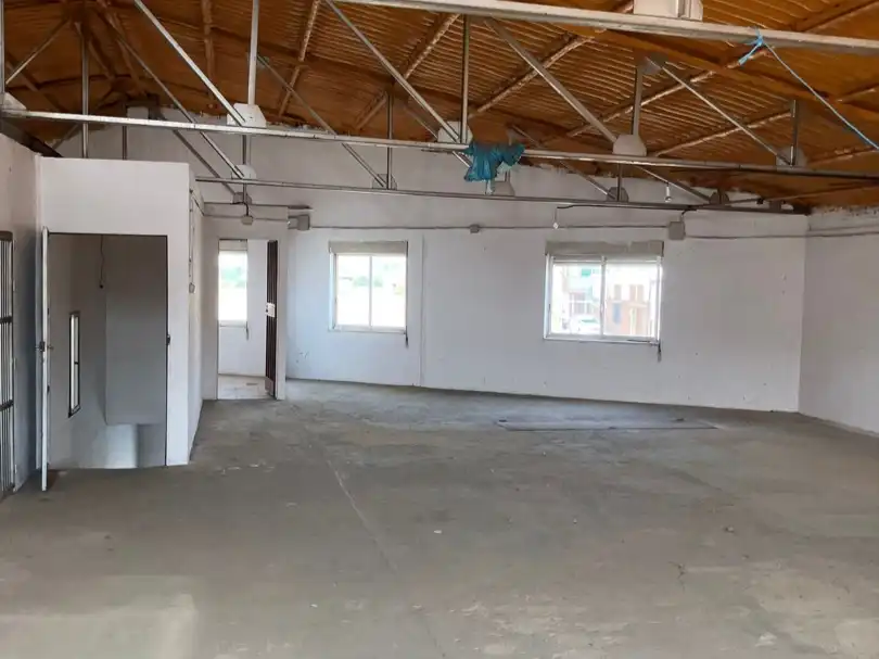 Commercial properties for rent in Villaturiel
