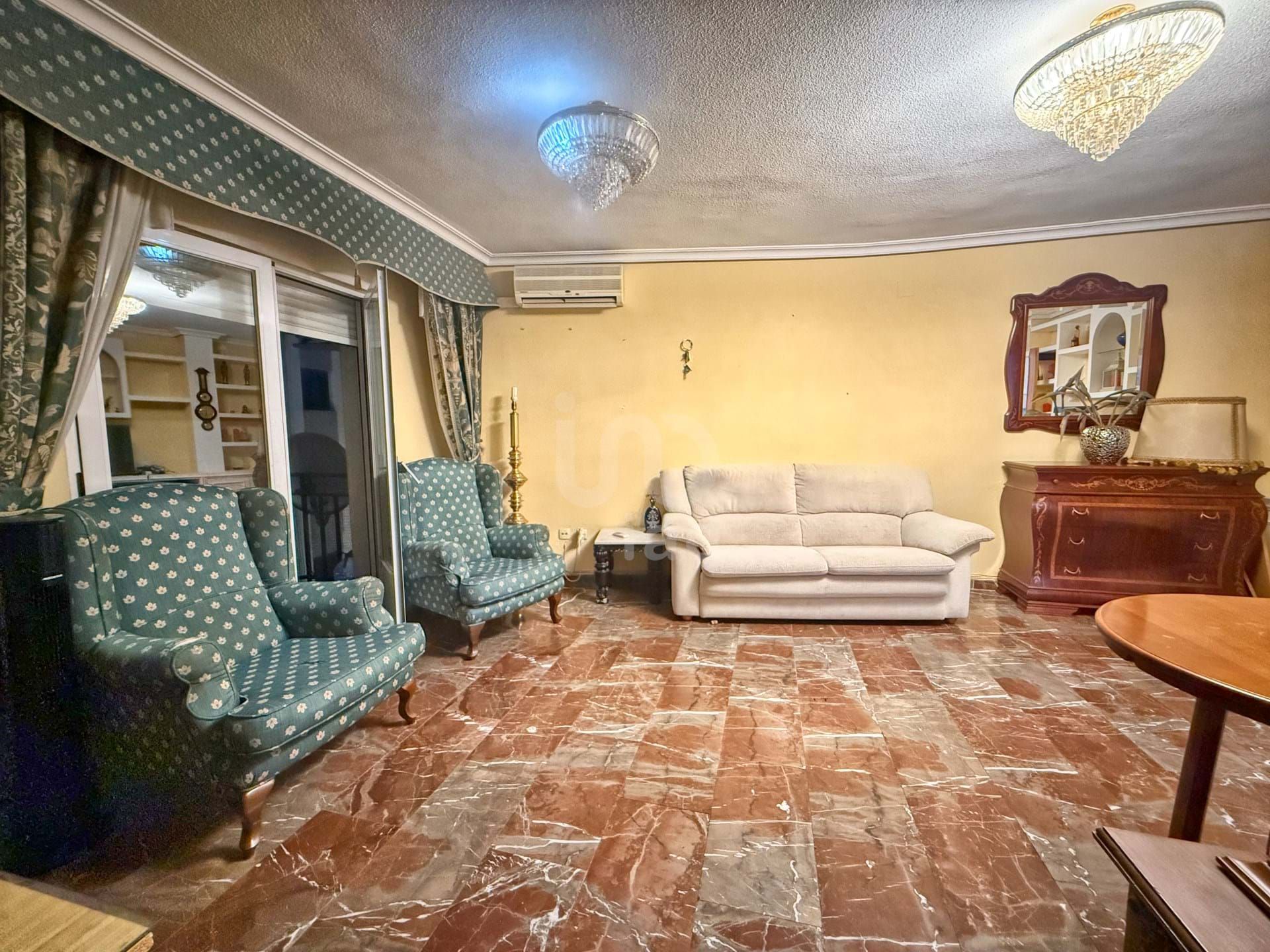 Sala d'estar de Pis en venda en Ciudad Real Capital amb Aire condicionat i Calefacció