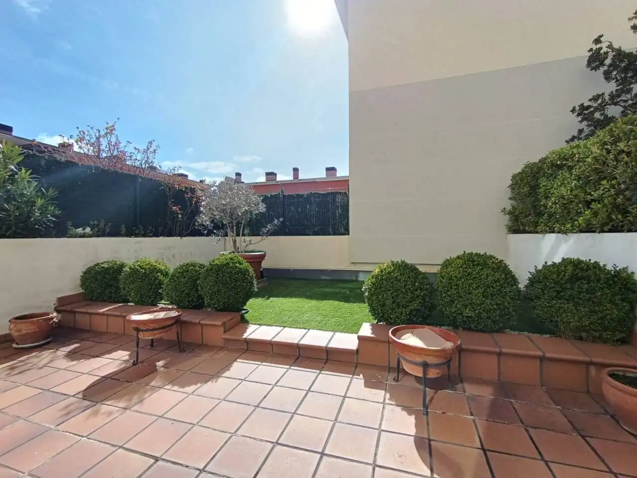 Terrassa de Casa o xalet en venda en Burgos amb Calefacció, Jardí privat i Parquet