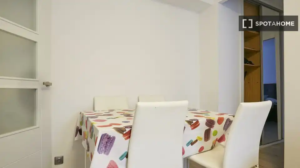 Dining room of Flat for rent in Madrid  with Air Conditioner, Heating and Furnished