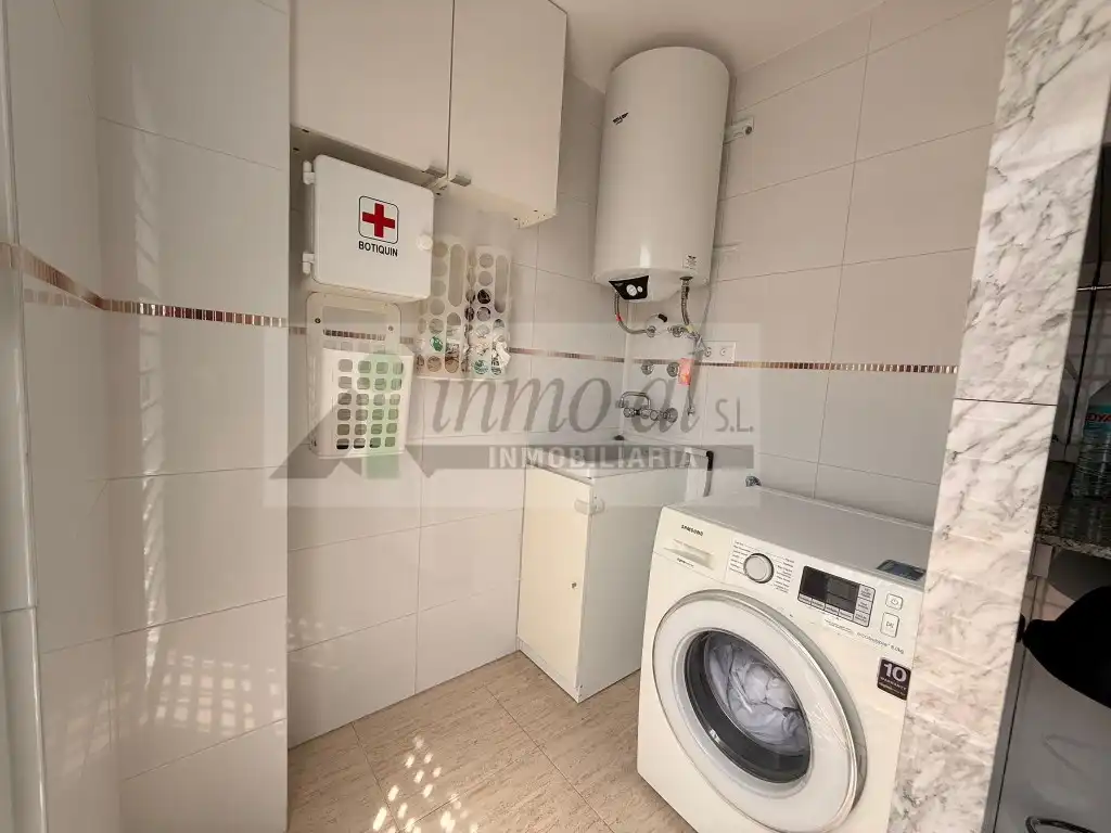 Dormitori de Casa o xalet en venda en Almazora / Almassora amb Aire condicionat, Terrassa i Piscina comunitària