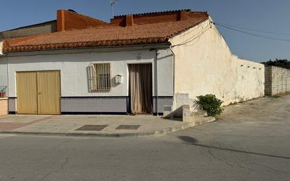 Vista exterior de Casa o xalet en venda en Vegas del Genil