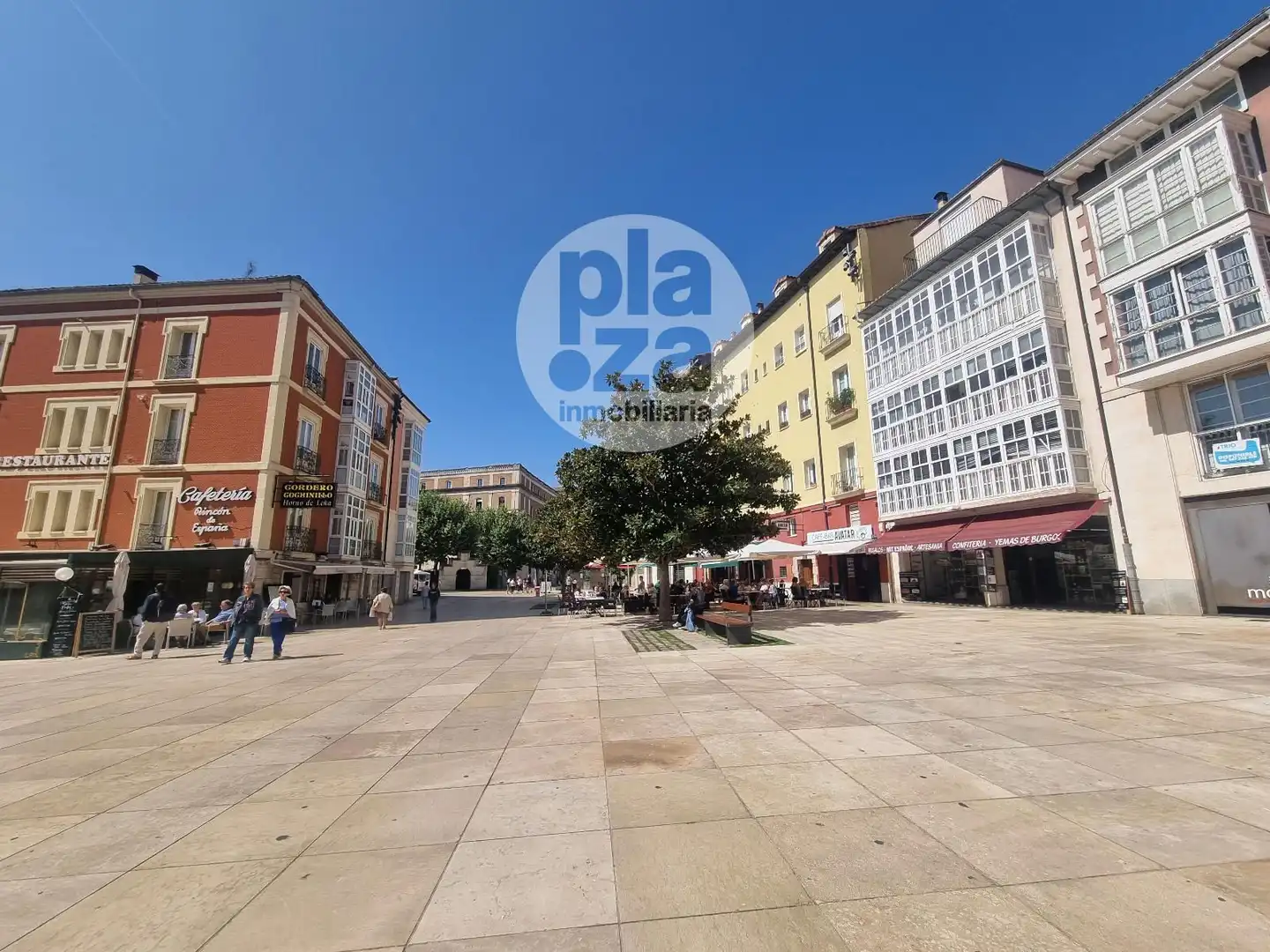 Vista exterior de Àtic en venda en Burgos amb Calefacció