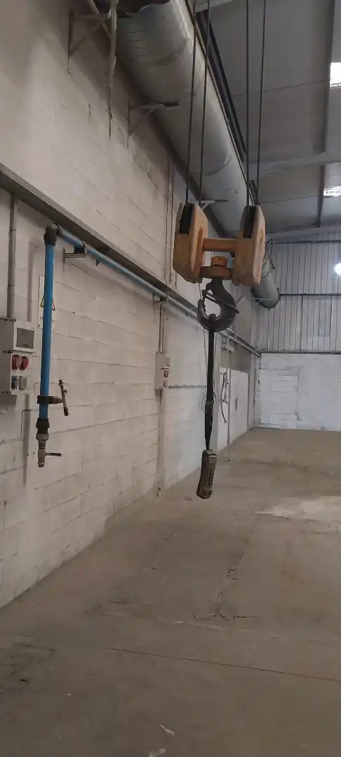 Aparcament de Nau industrial de lloguer en Camarma de Esteruelas amb Alarma